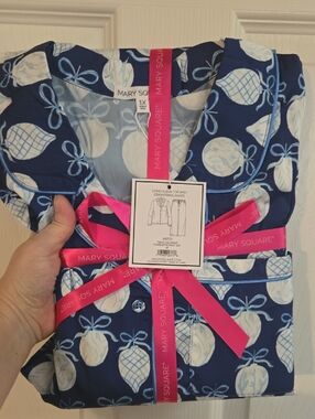 Mary Square Women's Navy Blue Printed Long Sleeve Pajama Set